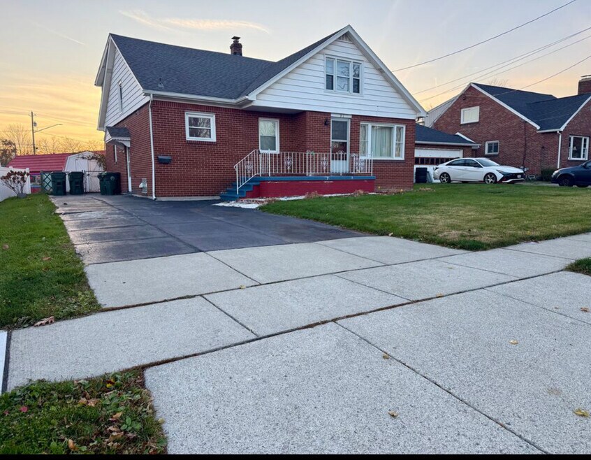 91 Bloomfield Ave unit 2, Depew, NY 14043 - photo 1