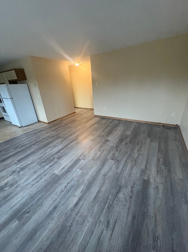 6622 Lincoln Ave unit 2, Lockport, NY 14094 - photo 3