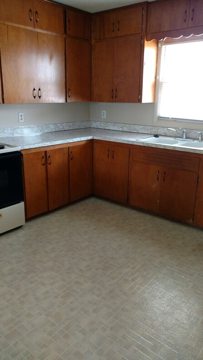 314 W Philip Ave unit 3, North Platte, NE 69101 - photo 7