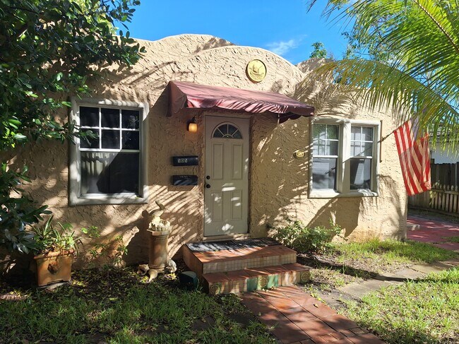 505 54th St unit 1, West Palm Beach, FL 33407 - photo 2