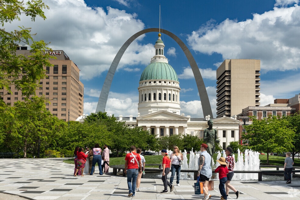 St.Louis_1002316_JB_081525_FINAL