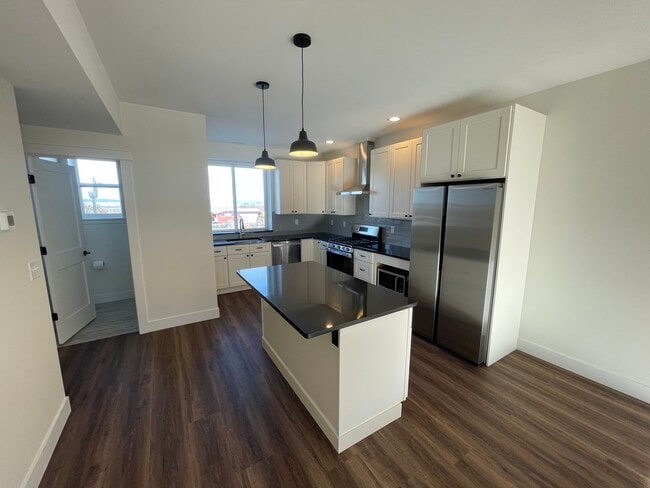 1215 Allison St unit C, Helena, MT 59601 - photo 2