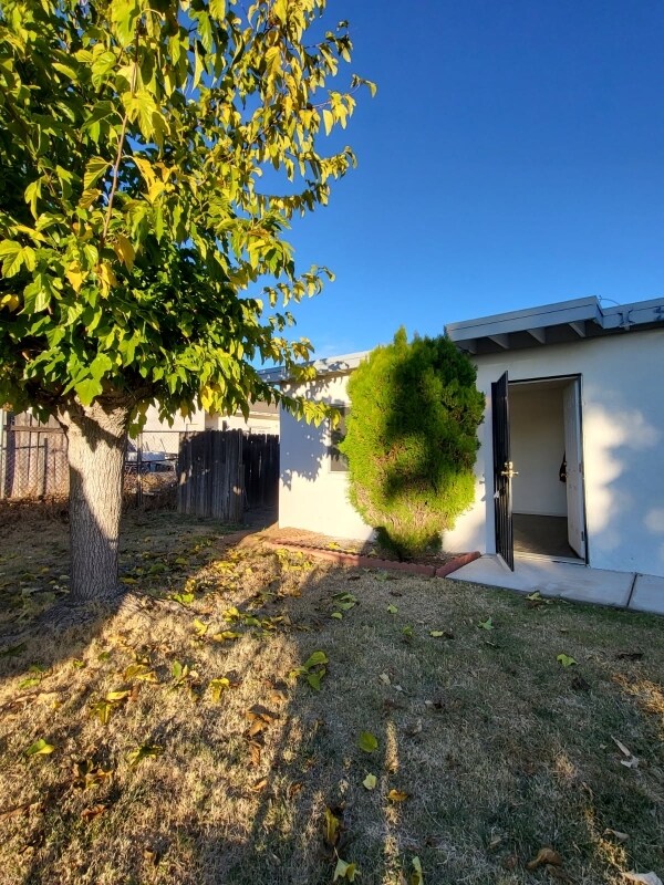 34850 Ave B, Yucaipa, CA 92399 - photo 2