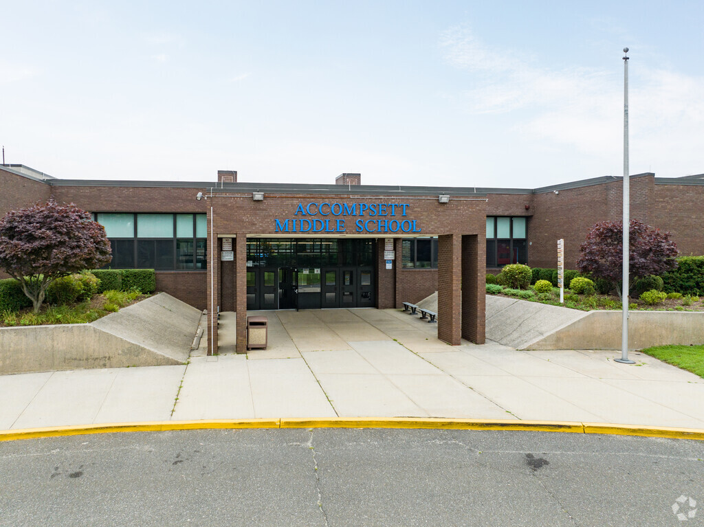 Accompsett Middle School main entrance with a great curriculum for students in Smithtown.