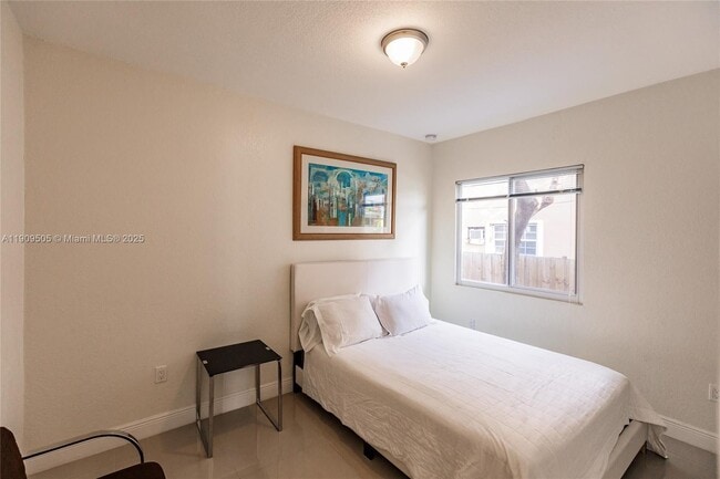 518 SW 15th Ave, Miami, FL 33135 - photo 7