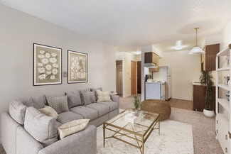1350 Collyer St, Longmont, CO 80501