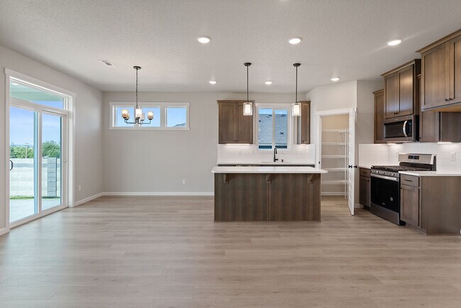 10908 NE 107th Place, Vancouver, WA 98662 - photo 7