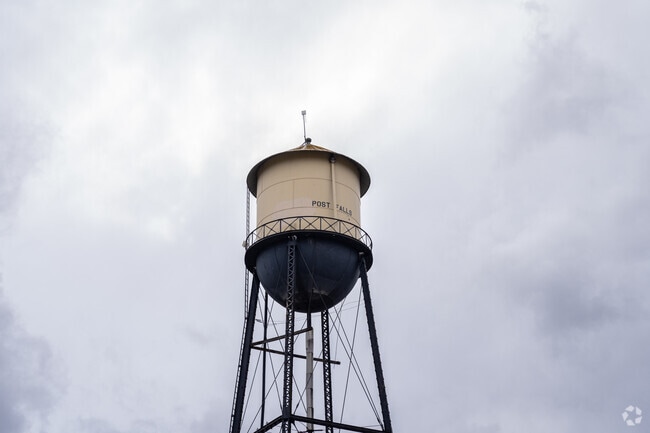 The West Prairie neighborhood offers quick access to lots of outdoor activities nearby.