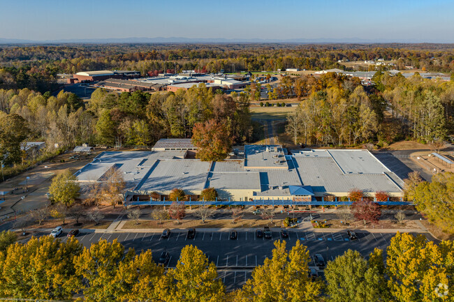 Coal Mountain Elementary School, Cumming GA Rankings & Reviews - Homes.com