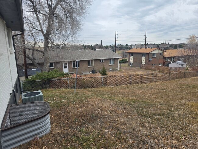 902 S Zephyr Ct, Denver, CO 80226 - photo 4