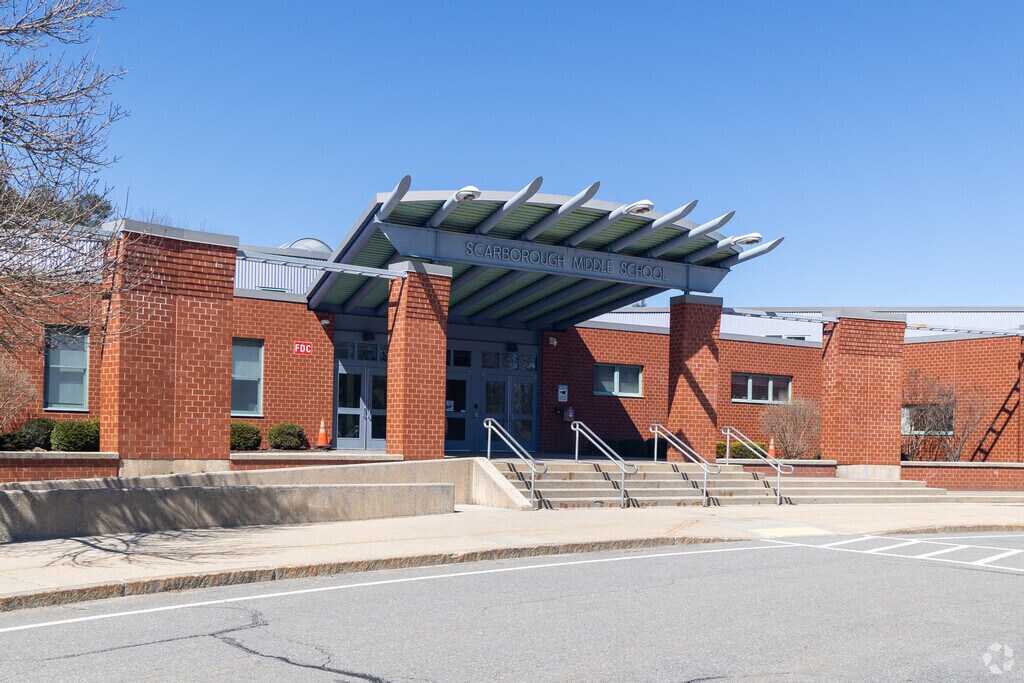 Scarborough Middle School serves students from grades 6-8.