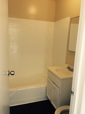 1110 S Kenmore Ave unit 6, Los Angeles, CA 90006 - photo 6