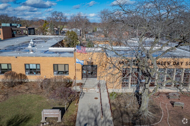 Arie Crown Hebrew Day School