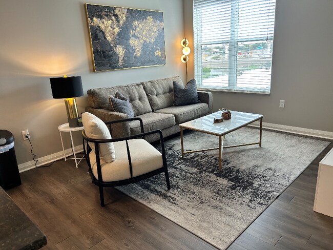 431 W Rich St unit . 506, Columbus, OH 43215 - photo 2