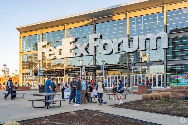 From Keswick Sulgrave, residents enjoy concerts, shows and NBA games at FedExForum.
