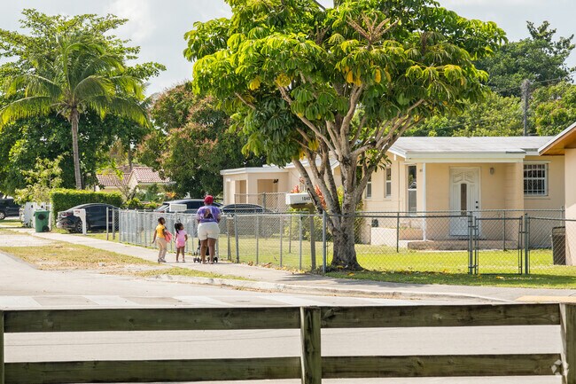 West Perrine residents can easily and safely commute on foot on the sidewalks offered.
