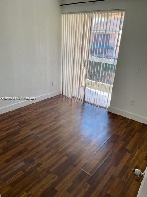2710 W 60th Place unit 401, Hialeah, FL 33016 - photo 2