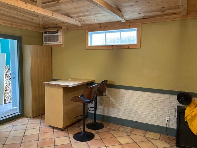 1801 N Evergreen St unit Guesthouse, Burbank, CA 91505 - photo 5