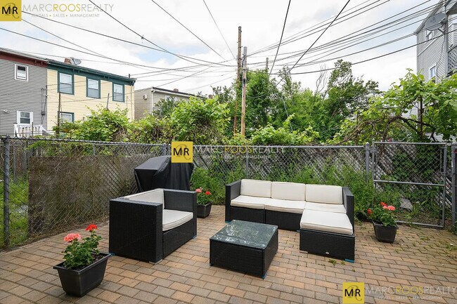 182 Marion St, Boston, MA 02128 - photo 5