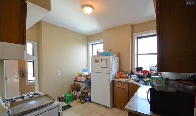 17 Highgate St unit 8, Allston, MA 02134 - photo 5