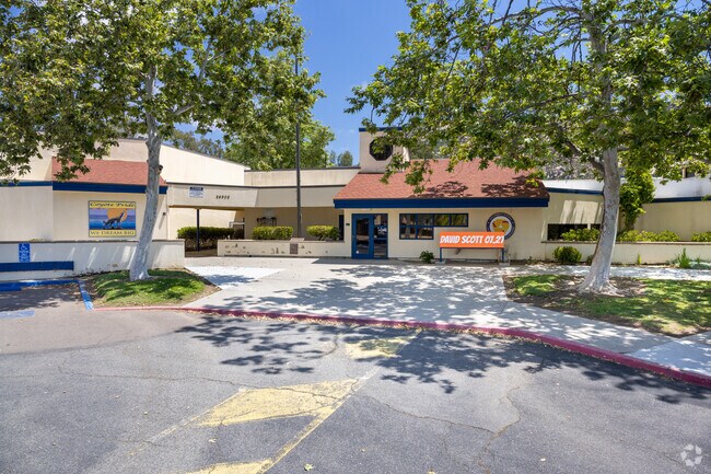 James Dukes Elementary School
is top rated in San Diego Country Estates.