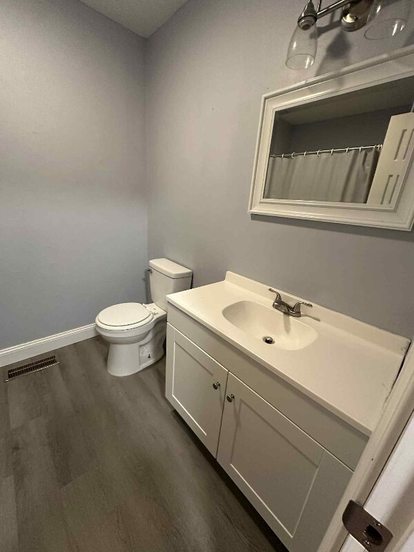 824 Tanner St, Sikeston, MO 63801 - photo 5