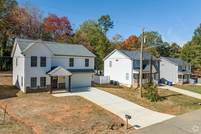 You can find a mix of older homes and new construction within the Salem Woods neighborhood.