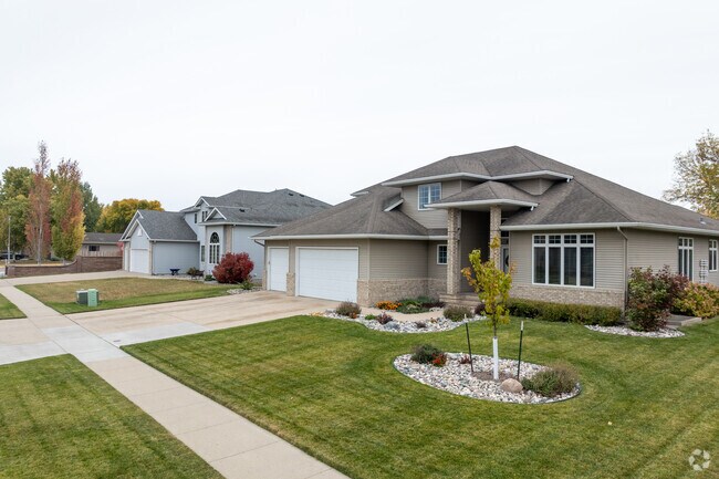 The neighborhood of Rose Creek consists almost entirely of single-family homes.