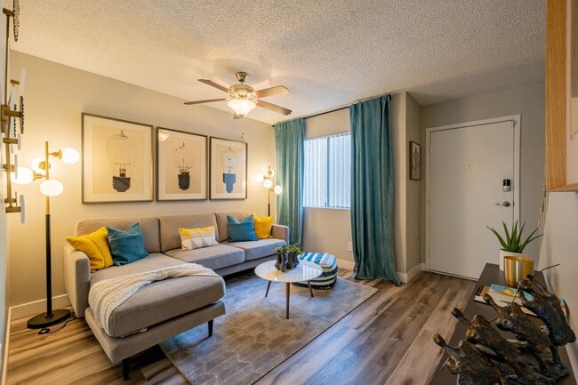 Avana Chandler, Chandler, AZ 85226 - photo 3