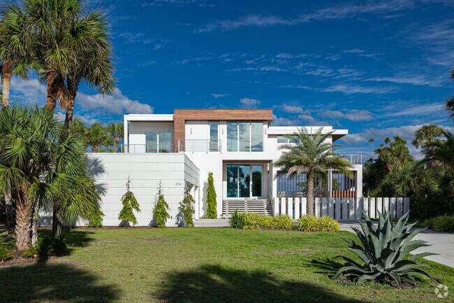 Palmer Point has many newly built modern homes with unique deisgns.