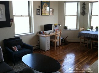 381 Harvard St, Cambridge, MA 02138