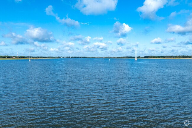 The Northbridge Park sits on the Ashley River in Charleston, SC.