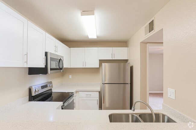 The Meadows, Santa Rosa, CA 95404 - photo 2