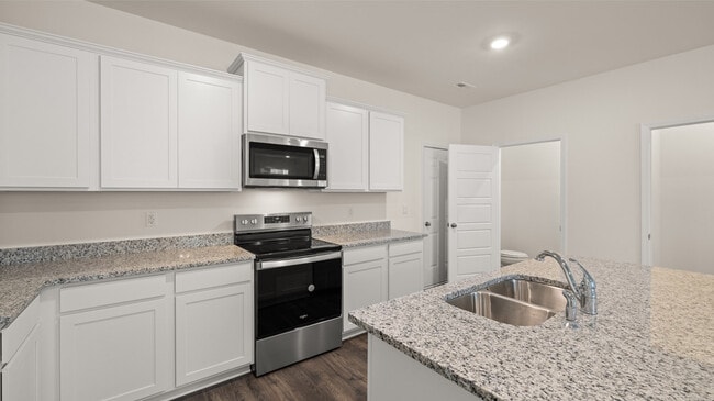 452 Reflection Dr, Stockbridge, GA 30281 - photo 3