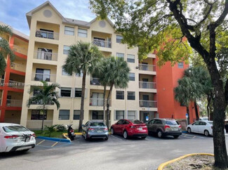 8180 Geneva Ct Unit 520, Doral, FL 33166