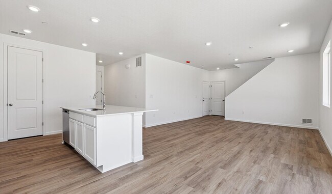 18961 E 96th Place, Commerce City, CO 80022 - photo 6