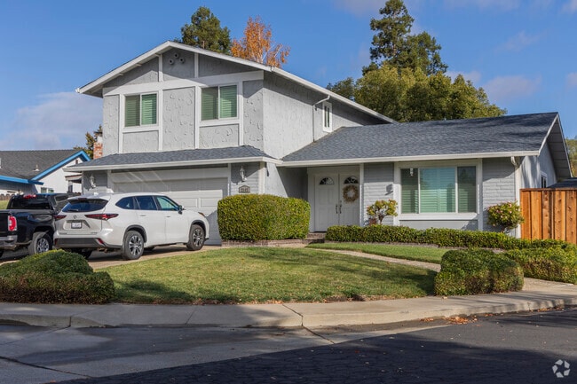 Vista Diablo has a selection of two story split-level homes.