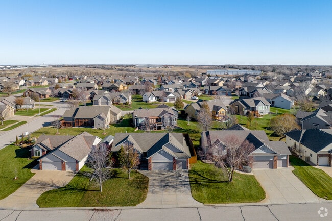 Homes in Sawmill Creek sit on generous lot sizes.