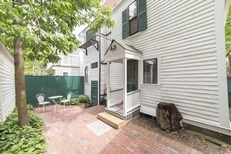 10 1/2 Appian Way, Cambridge, MA 02138