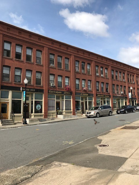 12 Miles St unit 3, Greenfield, MA 01301 - photo 2