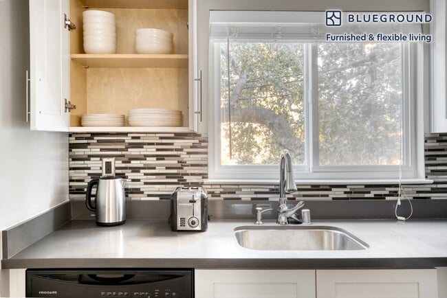 710 Laurel Ave unit FL2-ID1148, San Mateo, CA 94401 - photo 6