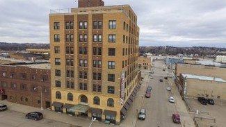 21 1st Ave SE, Minot, ND 58701