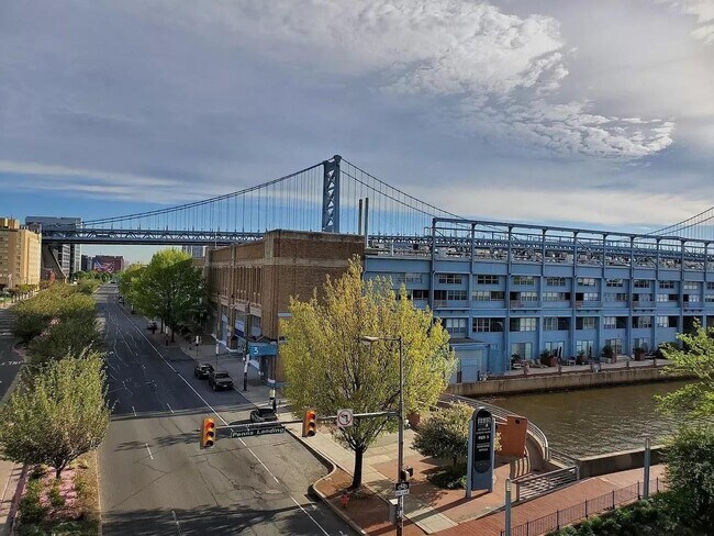 3 N Christopher Columbus Blvd unit 247, Philadelphia, PA 19106 - photo 2