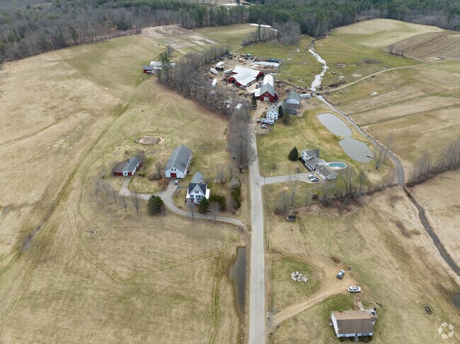 Orange Circle Farm offers Berwick residents a place to get their vegetables and flowers.