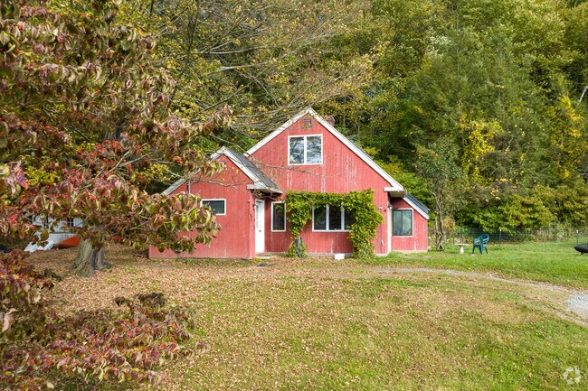 You will also find homes tucked away from the road on relaxing settings in Roxbury.