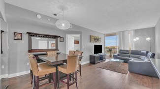 5077 NW 7th St Unit 503, Miami, FL 33126