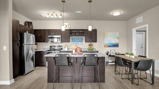 4556 Hacks Cross Rd, Memphis, TN 38125