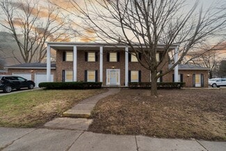 6150 Birch Row Dr Unit 2, East Lansing, MI 48823
