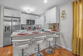 97 De Pasquale Ave, Providence, RI 02903