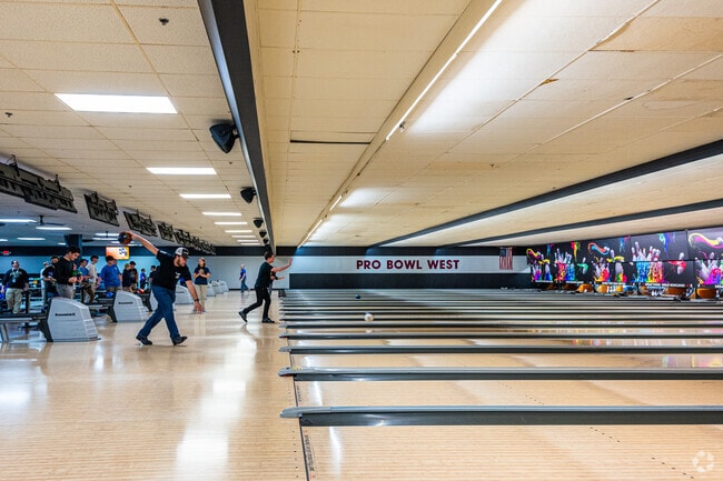 Pro Bowl West is one o the most popular fun activity among young generation